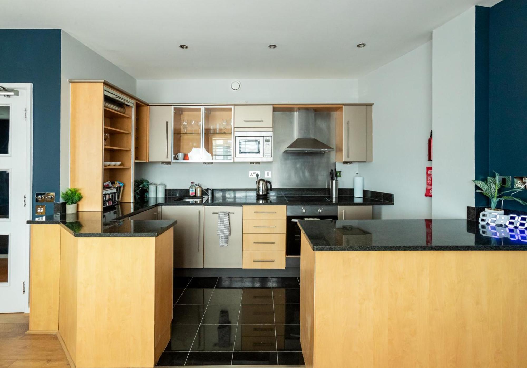 Apartment Floor In Centre *