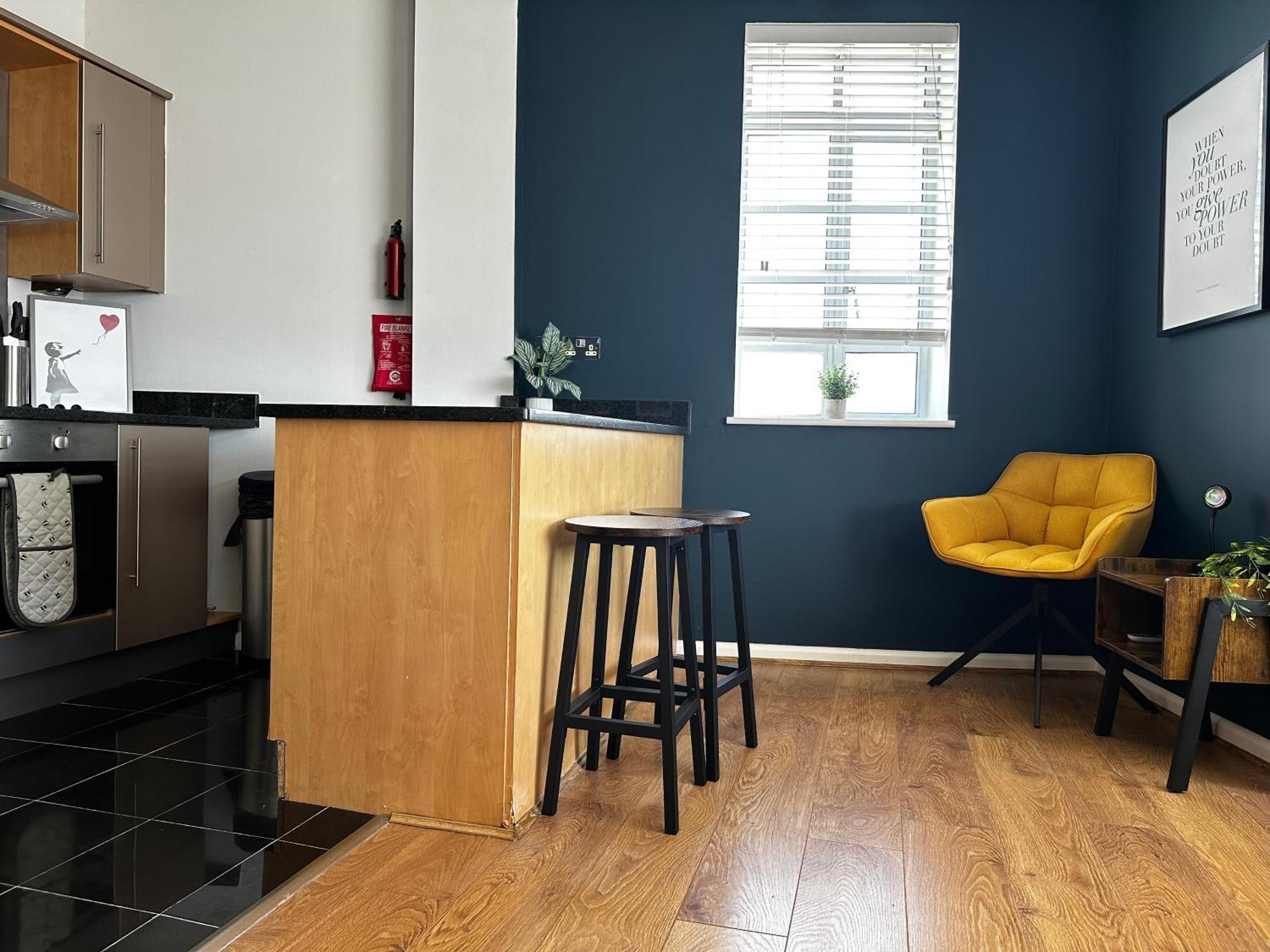 Apartment Floor In Centre *